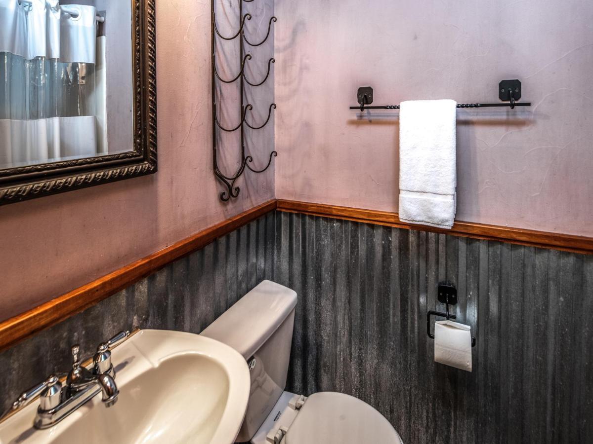 Apache Village Cabinette 13, Queen Bed, Midtown, Sleeps 2 鲁伊多索 外观 照片