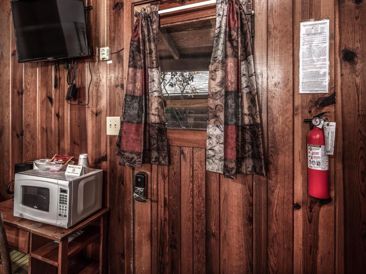 Apache Village Cabinette 13, Queen Bed, Midtown, Sleeps 2 鲁伊多索 外观 照片