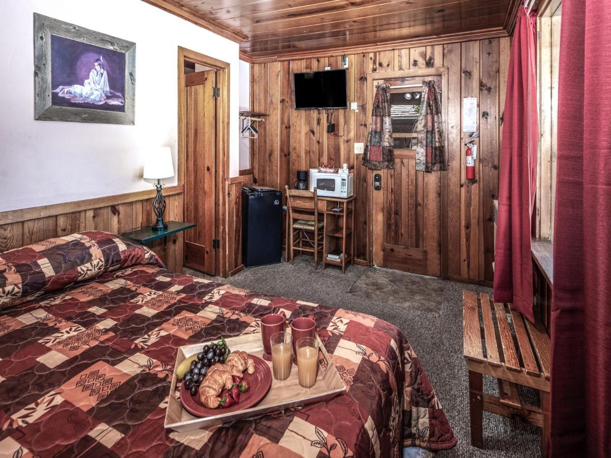 Apache Village Cabinette 13, Queen Bed, Midtown, Sleeps 2 鲁伊多索 外观 照片